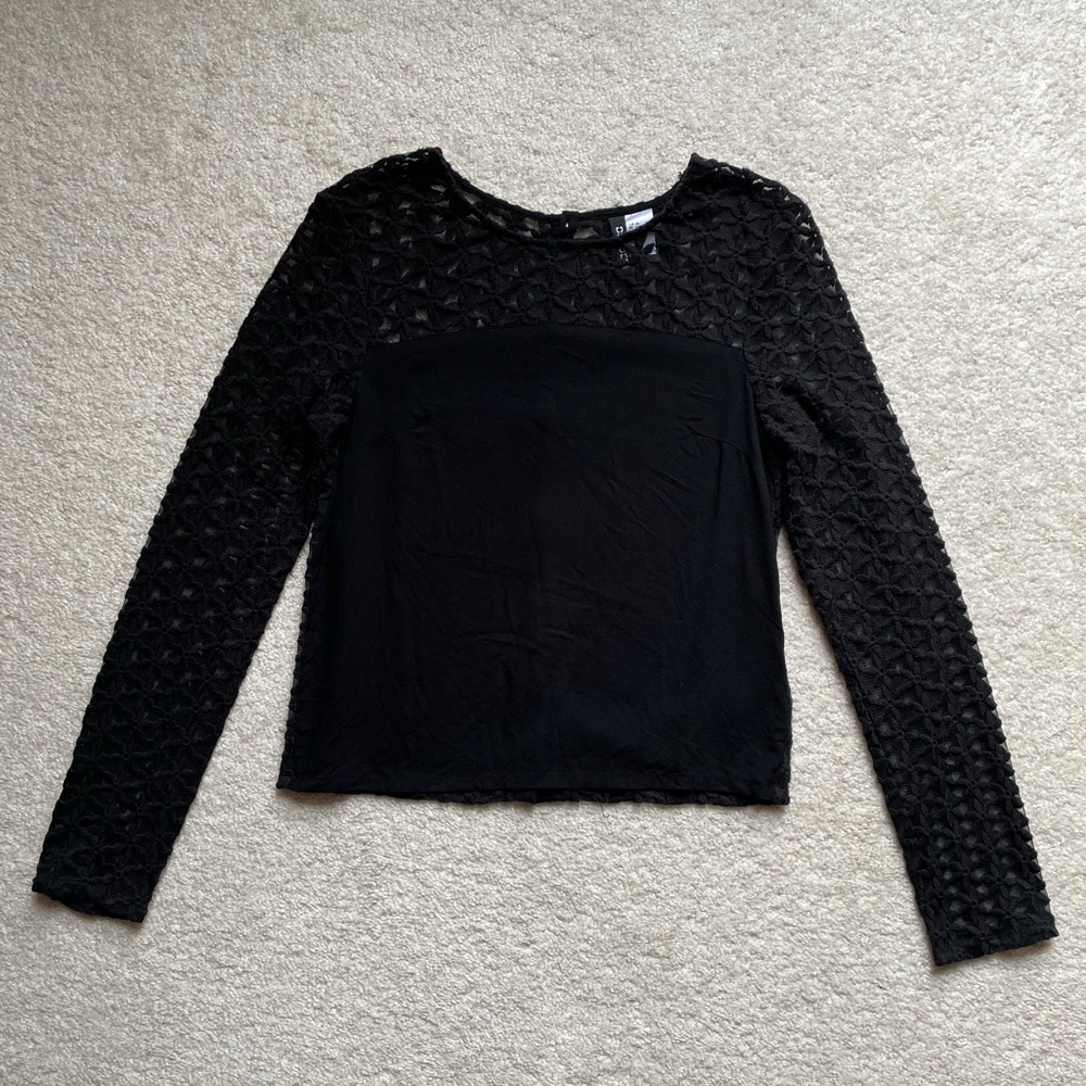 H&M Top - Picture 2 of 4